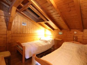 Chalets Chalet 2 Chambres Centre-Village, Wi-Fi, Parking, Proche Pistes et Commerces - FR-1-572-234 : photos des chambres