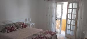 LA CASITA VECINDARIO