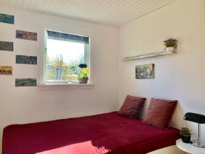 Spacey and charming cabin 300 m. from beach