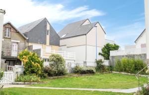 1 Bedroom Cozy Apartment In Pirou