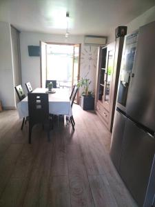 Agréable chambre double avec salle deau privative