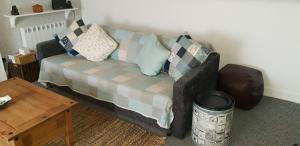 Cosy apartment in popular harbour town