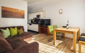 Two-Bedroom Apartment room in Hotel Cores