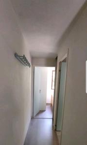 Chalets Chalet, 5 couchages, wifi, garage, parking gratuit Les Fontanilles Draps et serviettes non fournis : photos des chambres