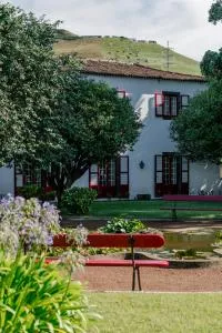 蒙特英格尔斯农家乐 - 蓬塔德尔加达