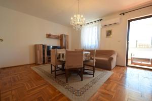 Apartments Petrovic