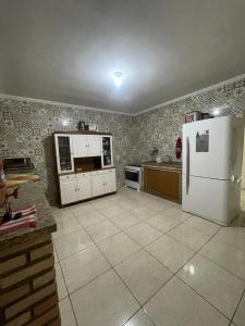 CHÁCARA COM PISCINA CLIMATIZADA e JACUZZI