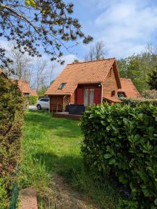 Chalets Chalet avec grand jardin dans residence paisible : photos des chambres