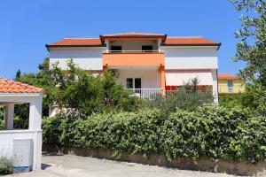 Apartments by the sea Trpanj, Peljesac - 3157