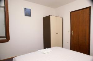 Apartments by the sea Zrnovska Banja, Korcula - 3154