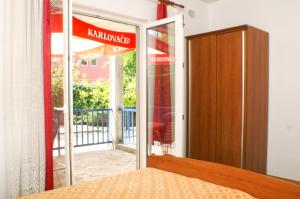 Apartments by the sea Trpanj - Peljesac - 3157