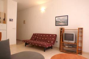 Apartments by the sea Trpanj, Peljesac - 3162