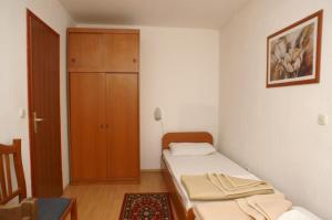 Apartments by the sea Trpanj, Peljesac - 3162