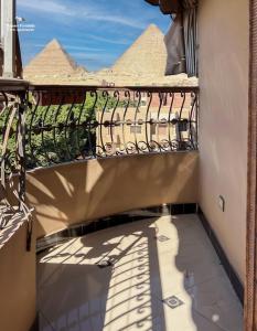 Ramses Pyramids View Apartment