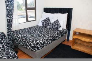 Selina Airport Lodge #Emzini