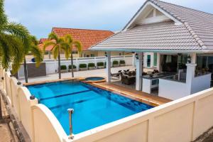 Private 3 Bedroom Pool Villa PP10