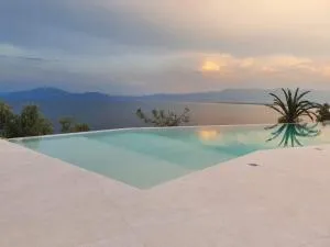 ALBA OCEAN VIEW LUXURY RESIDENCE - Áyios Athanásios