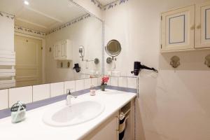 Appartements Super Manoir a Cannes YourHostHelper : photos des chambres