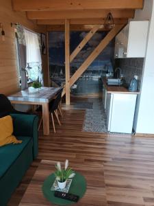 Motylowe Wzgórze Zawóz Bieszczady