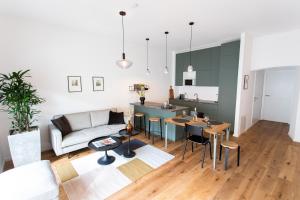 Stilvolle Wohnung mit ruhig gelegenem Balkon