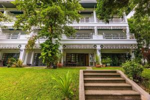 4 Bedroom Townhouse in Great Location! (BSS)