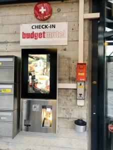 Budget Motel Self Check-In