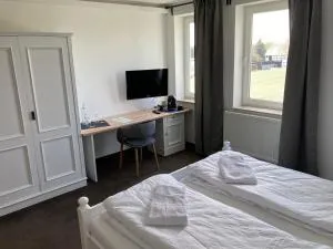 Room-24 - Zellwald - 大希尔马