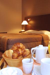 Hotels Hotel Restaurant l'Hirondelle : photos des chambres