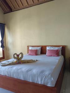 beach side Amed Delem family