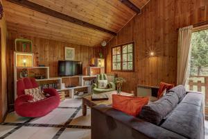 Chalets CHALET Trois Bois - Alpes Travel - LES HOUCHES - sleeps 8 : photos des chambres