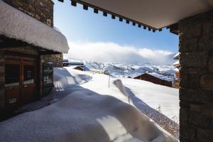 Haut Belle Plagne, vue montagnes, au pied des pistes, proche de lESF & espace piscine inclus