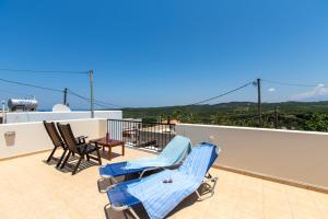 Villa Henry Darmarohori