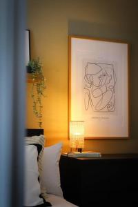 Luxurious fully equipped Cowley 1 bed apartment with FREE Parking