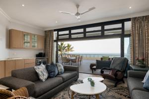 Marichel 12 - No under 10 year olds