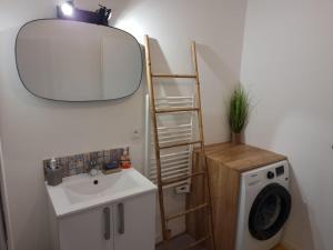 Appartements Appartement nouveaux quartier Bologne a deux pas de Mosson, WiFi, climatisation et parking gratuit : photos des chambres