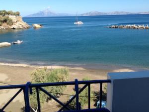Alkistis Cozy by The Beach Apartment in Ikaria Island inTherma Bay - 2nd Floor