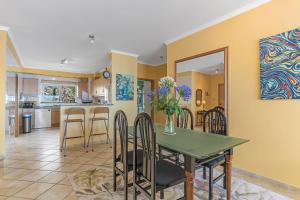 Reis Magos Apartment by HR Madeira