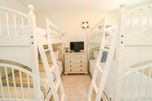 Ocean Village Club P31