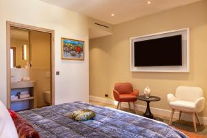 Hotels Hotel La Mere Germaine : photos des chambres