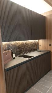 Select Woodside Residence & Spa