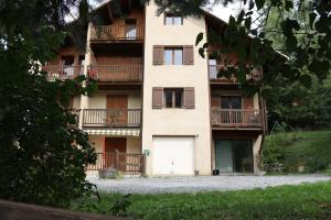 Appartements Agreable appartement au calme avec vue montagne, commune de Le Monetier les Bains - Le Freyssinet : photos des chambres