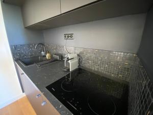 Appartement port vue jardin