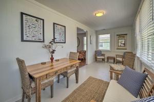 Bright Carolina Beach Cottage with Yard and Grill