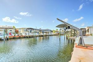 On-Site Canal Access St James City Home