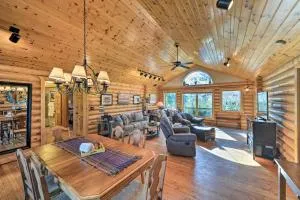 Serene Driggs Cabin about 10 Mi to Grand Targhee! - 蒂托尼亚