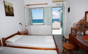 Akrogiali Hotel