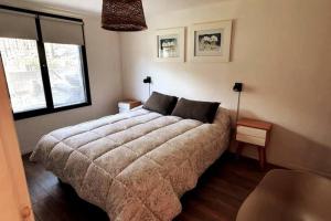 Cabaña con sonido y vista de arroyo