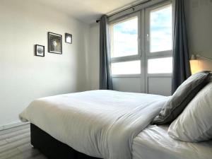 Two Bed Holiday Home in the Heart of Glasgow