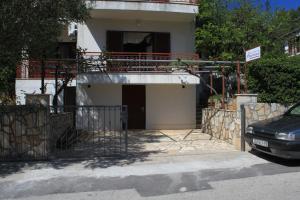 Apartment Vrboska 8748a