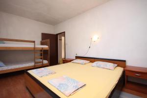 Apartments by the sea Cove Mala Pogorila, Hvar - 8953